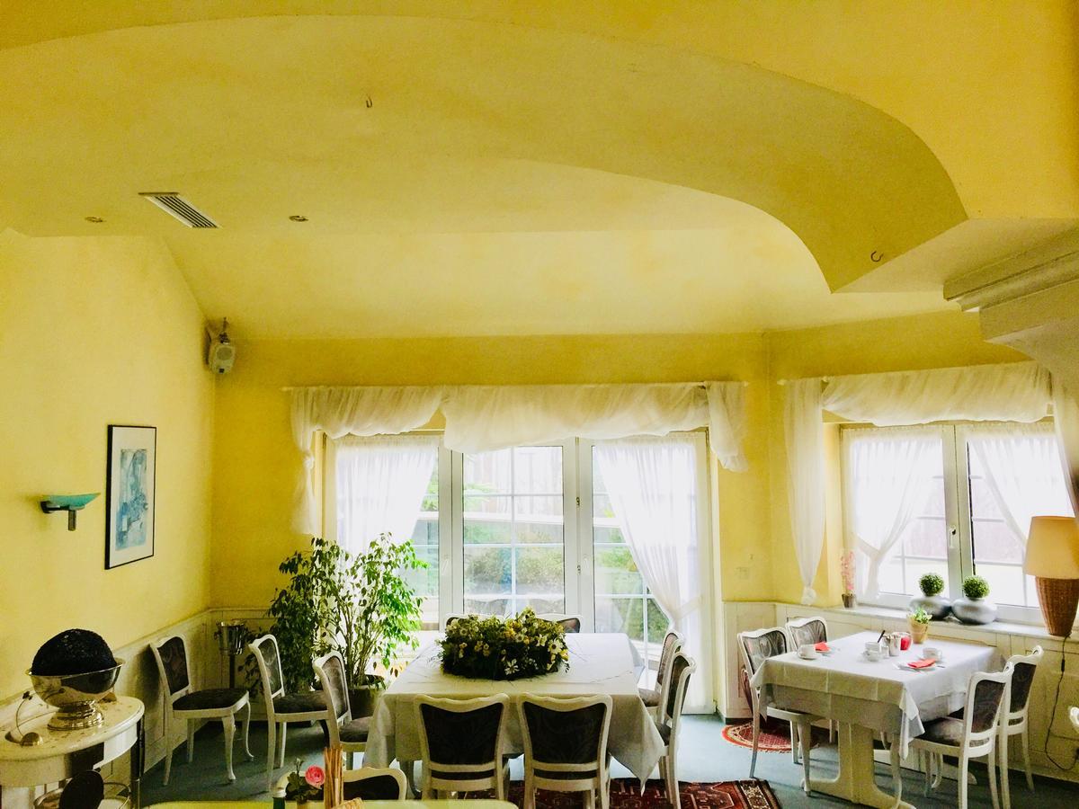 וויטן Hotel Petersburg מראה חיצוני תמונה
